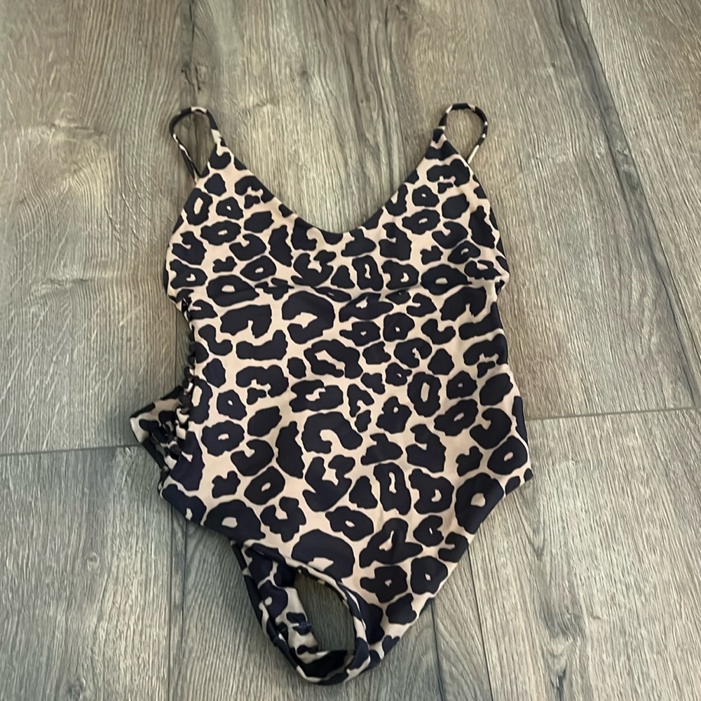 Leopard One Piece
